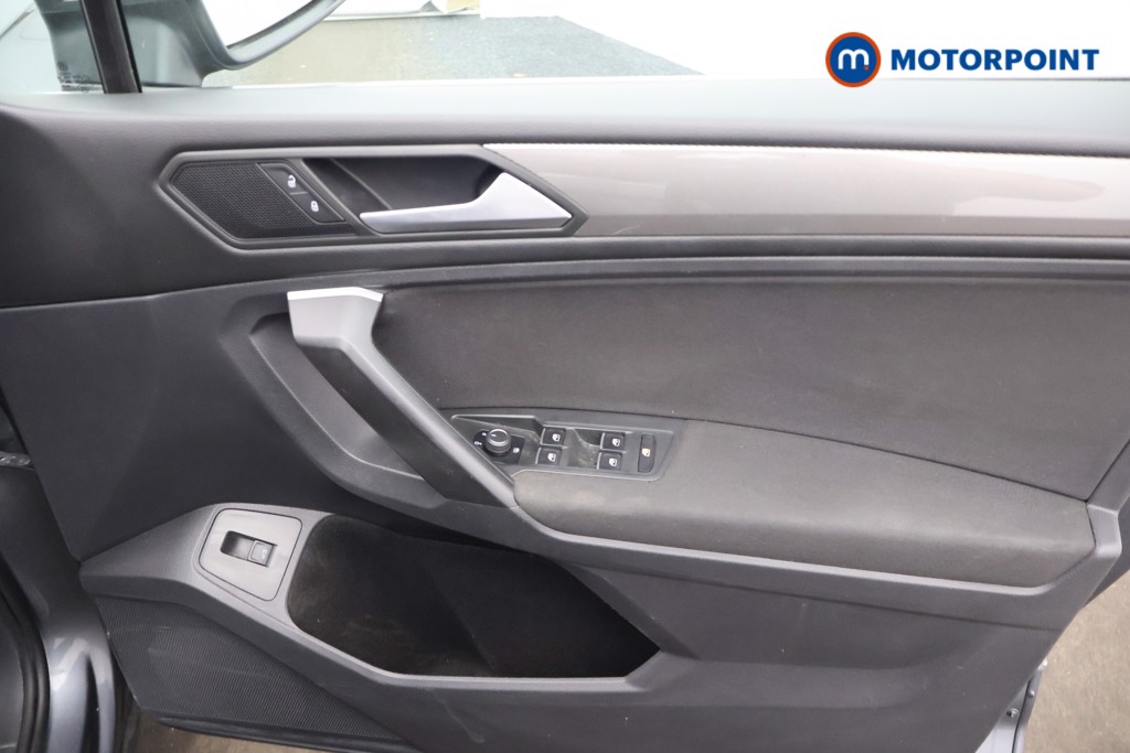 Volkswagen Tiguan Allspace Life Manual Petrol SUV - Stock Number (1661404) - 15th supplementary image