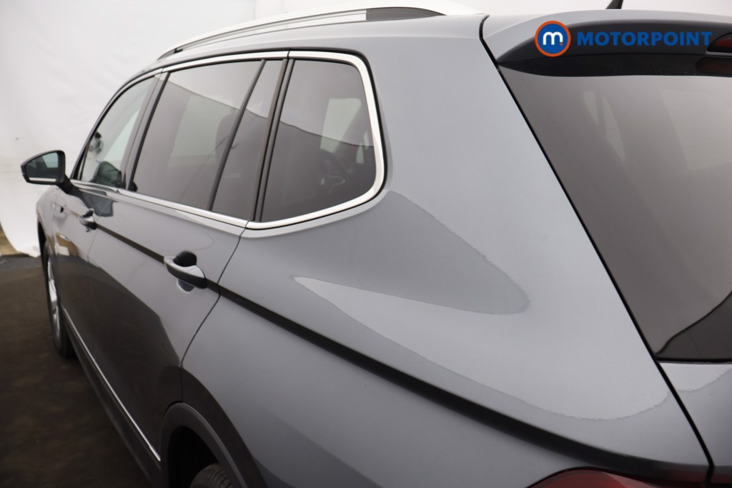 Volkswagen Tiguan Allspace Life Manual Petrol SUV - Stock Number (1661404) - 30th supplementary image