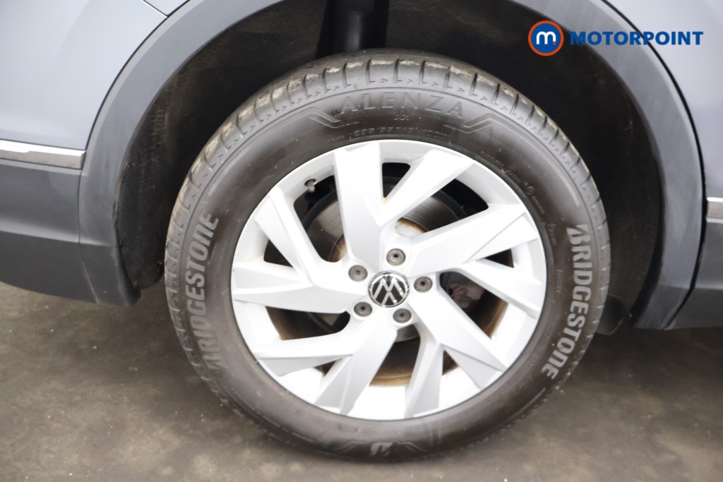 Volkswagen Tiguan Allspace Life Manual Petrol SUV - Stock Number (1661404) - 40th supplementary image