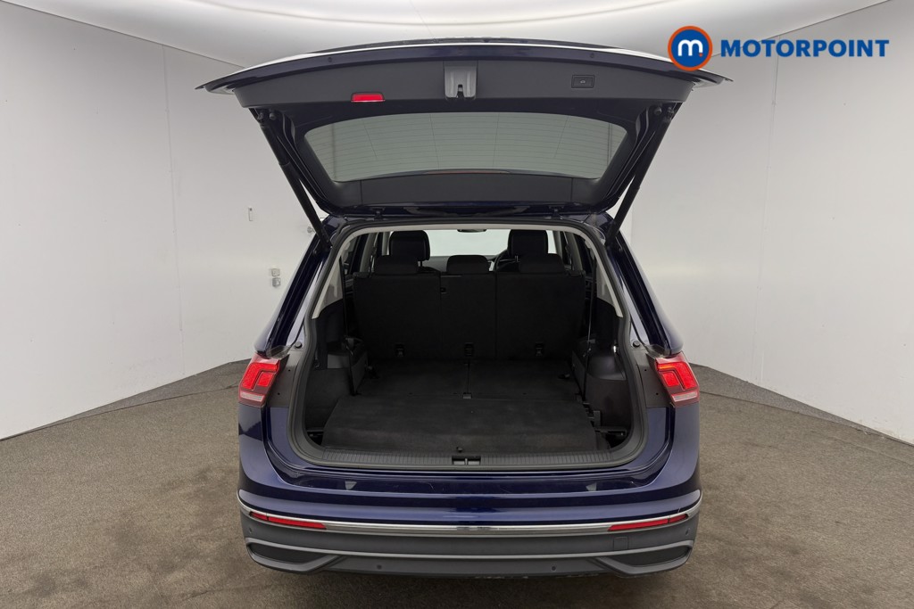 Volkswagen Tiguan Allspace Life Automatic Petrol SUV - Stock Number (1661499) - 23rd supplementary image