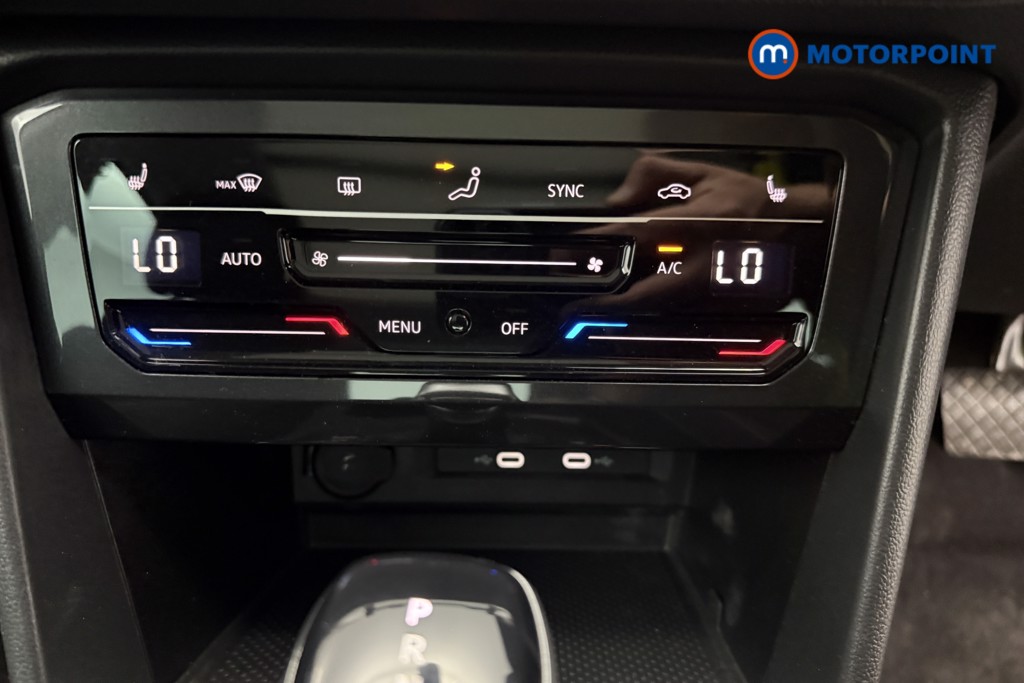 Volkswagen Tiguan Elegance Automatic Petrol SUV - Stock Number (1661801) - 11th supplementary image