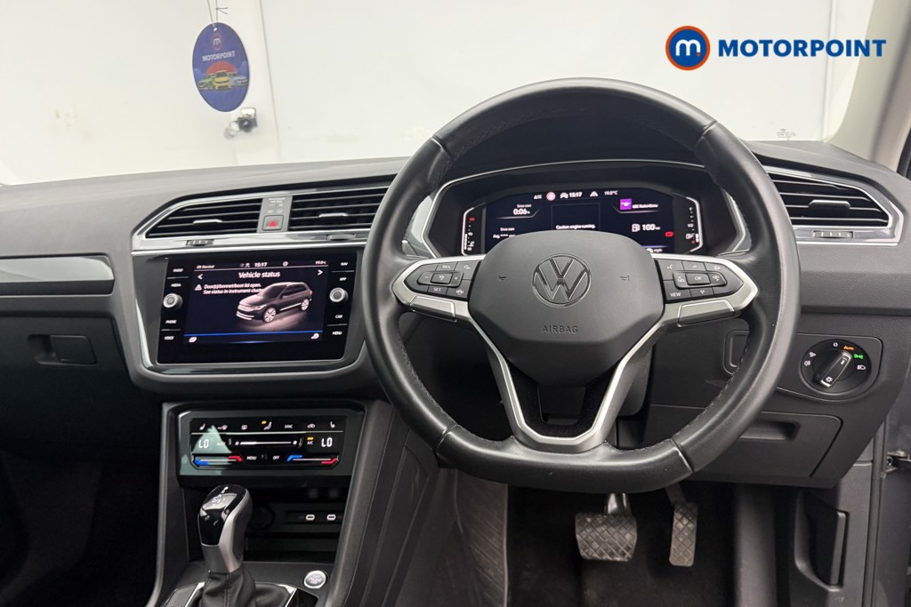 Volkswagen Tiguan Elegance Automatic Petrol SUV - Stock Number (1661801) - 1st supplementary image
