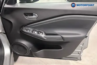 Nissan Juke N-Connecta Automatic Petrol SUV - Stock Number (1662718) - 18th supplementary image