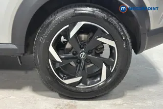 Nissan Juke N-Connecta Automatic Petrol SUV - Stock Number (1662718) - 45th supplementary image