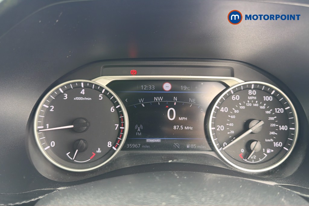 Nissan Juke N-Connecta Manual Petrol SUV - Stock Number (1663013) - 8th supplementary image