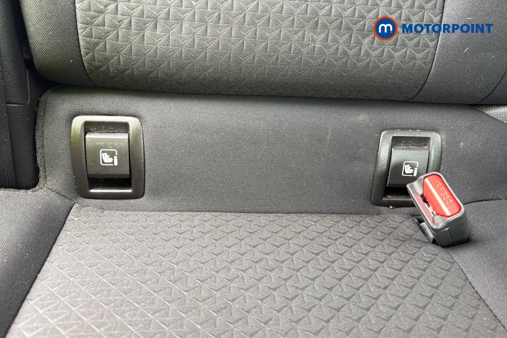 Nissan Juke N-Connecta Manual Petrol SUV - Stock Number (1663013) - 29th supplementary image