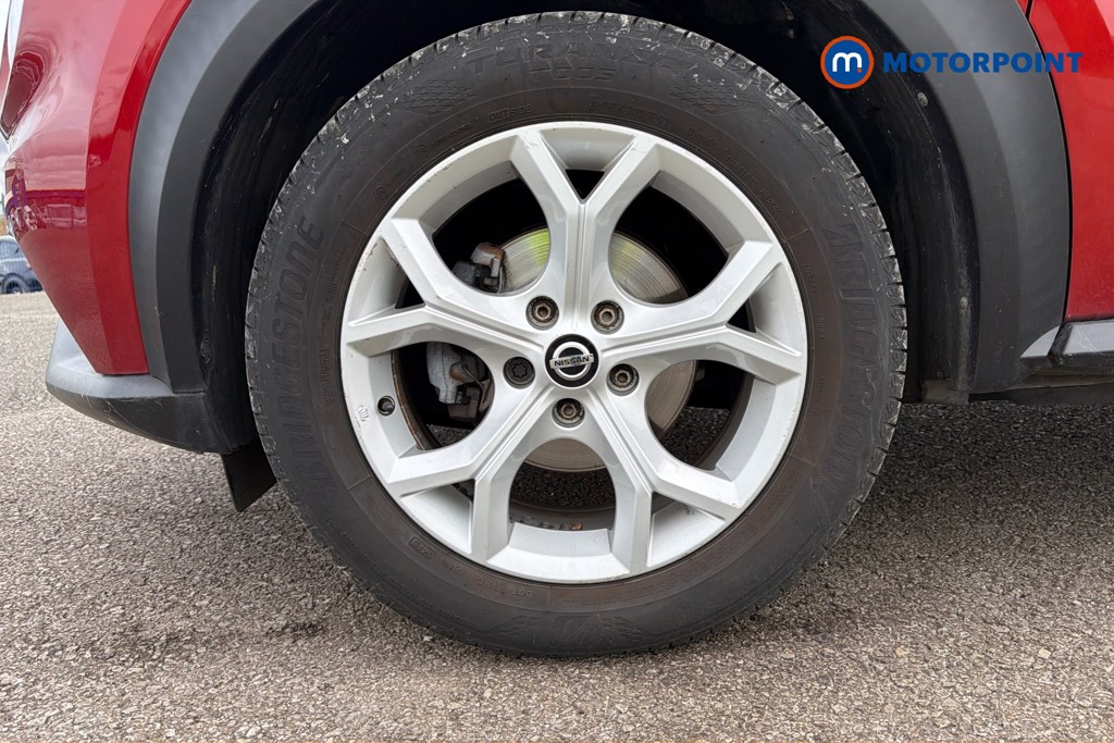 Nissan Juke N-Connecta Manual Petrol SUV - Stock Number (1663013) - 47th supplementary image