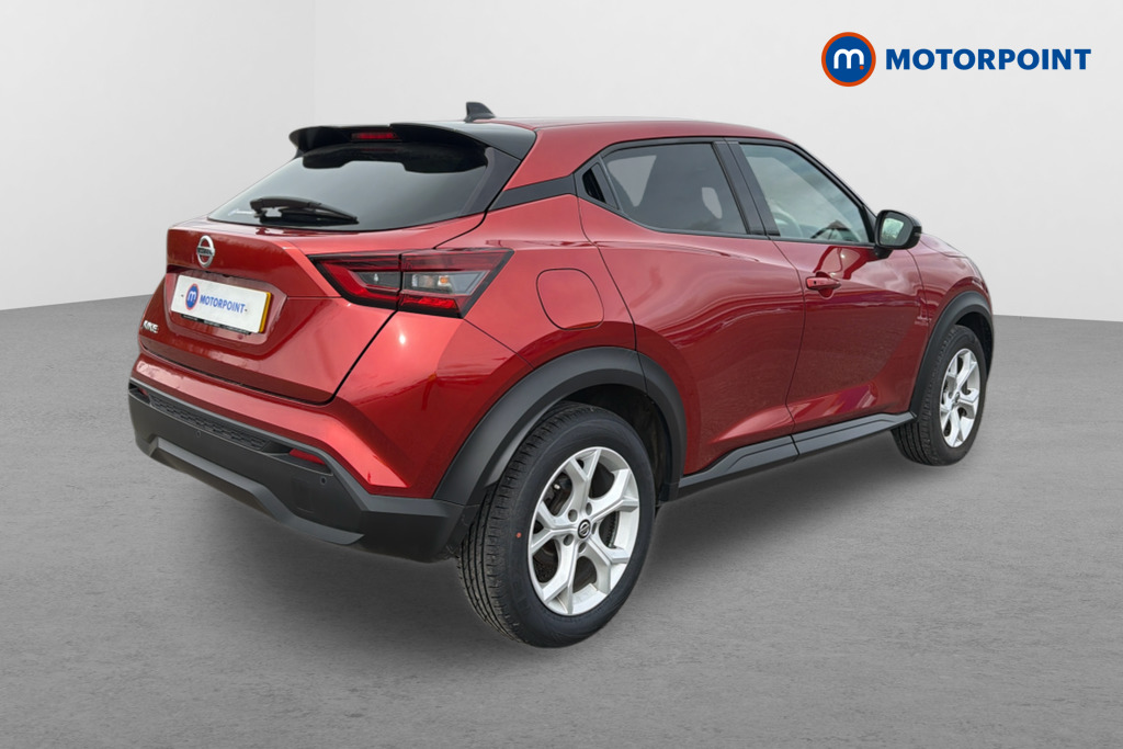 Nissan Juke N-Connecta Manual Petrol SUV - Stock Number (1663013) - Drivers side rear corner