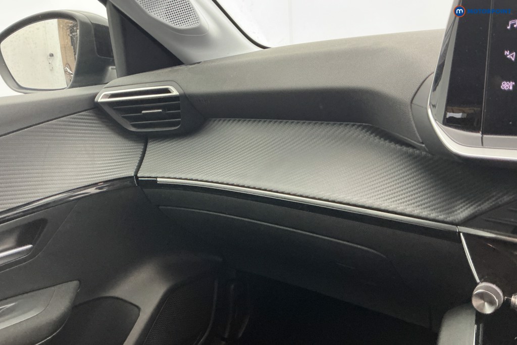 Peugeot 208 Active Premium -Plus Manual Petrol Hatchback - Stock Number (1663075) - 18th supplementary image