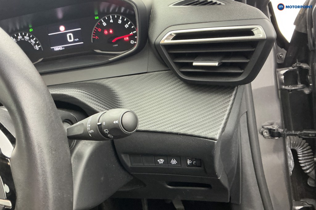 Peugeot 208 Active Premium -Plus Manual Petrol Hatchback - Stock Number (1663075) - 22nd supplementary image
