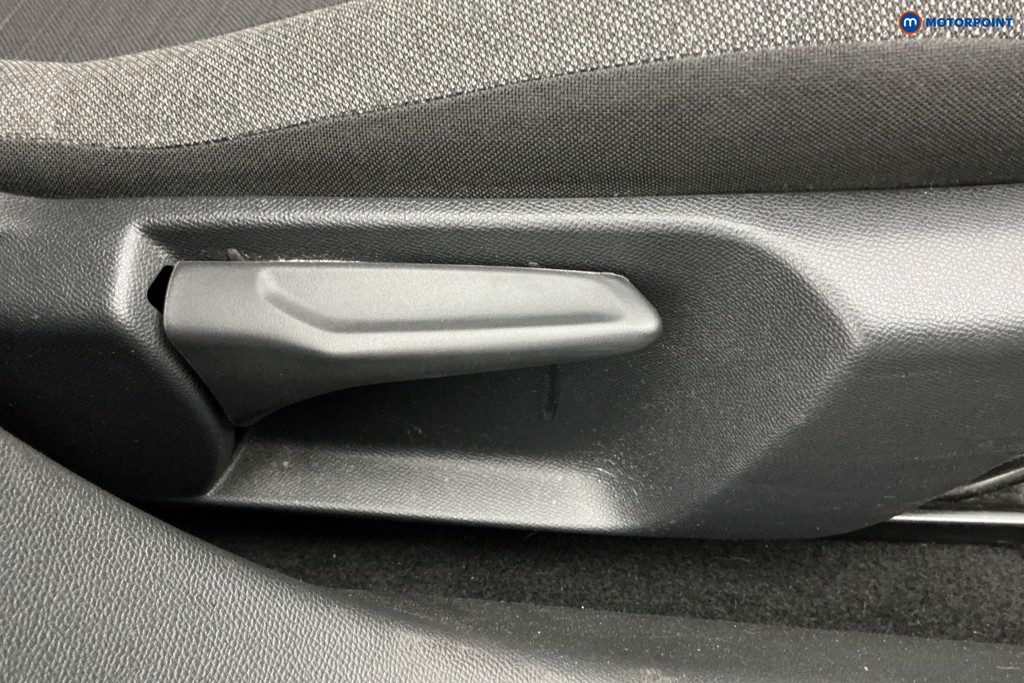 Peugeot 208 Active Premium -Plus Manual Petrol Hatchback - Stock Number (1663075) - 23rd supplementary image