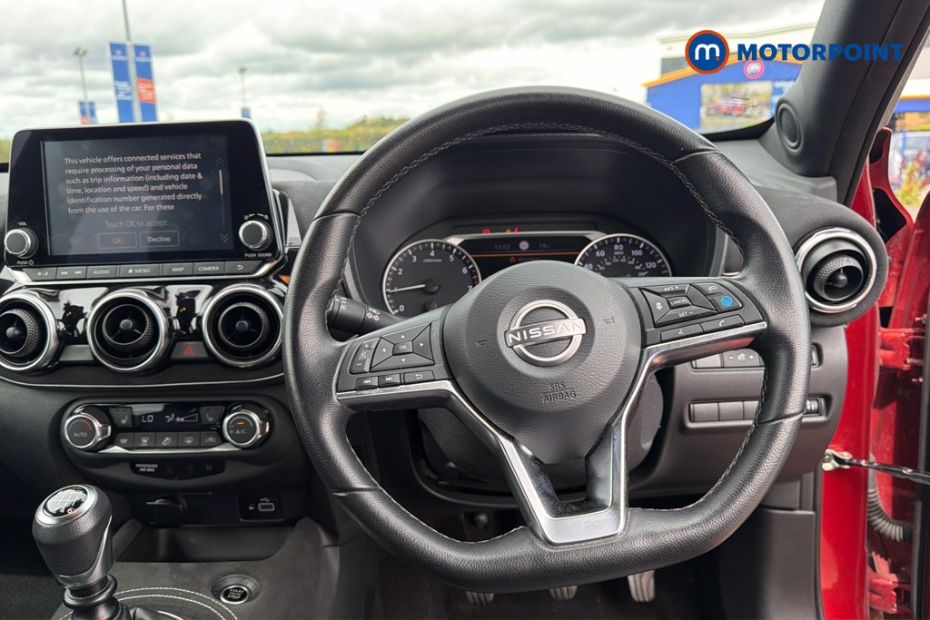 Nissan Juke Tekna-Plus Manual Petrol SUV - Stock Number (1663783) - 2nd supplementary image