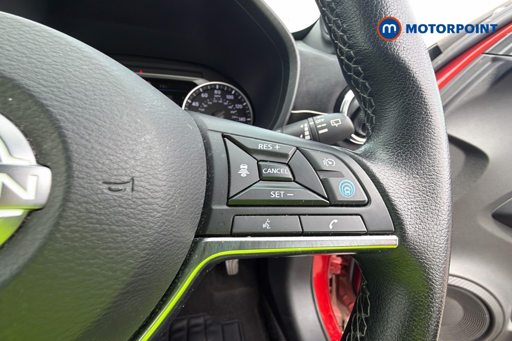 Nissan Juke Tekna-Plus Manual Petrol SUV - Stock Number (1663783) - 4th supplementary image