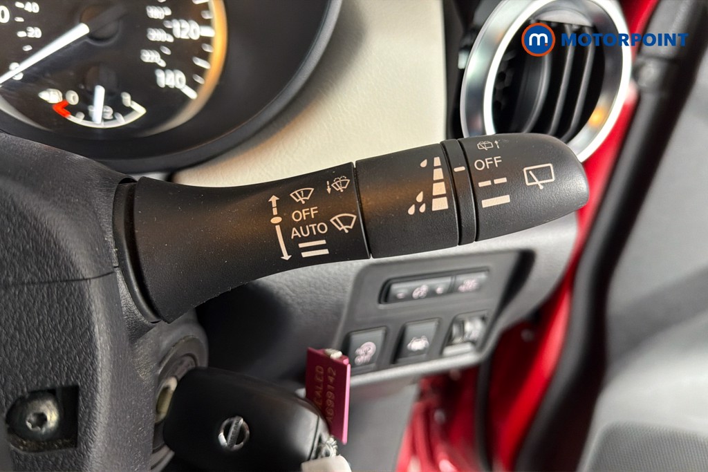 Nissan Micra Acenta Automatic Petrol Hatchback - Stock Number (1664758) - 7th supplementary image