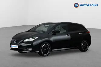 Nissan Leaf Tekna Automatic Electric Hatchback - Stock Number (1665419) - Passenger side front corner