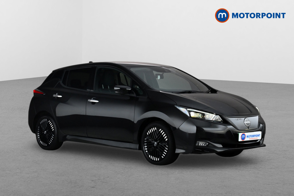 Nissan Leaf Tekna Automatic Electric Hatchback - Stock Number (1665419) - Drivers side front corner