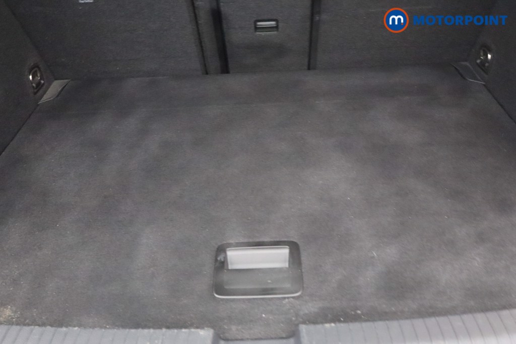 Volkswagen T-Roc Design Manual Petrol SUV - Stock Number (1666185) - 5th supplementary image