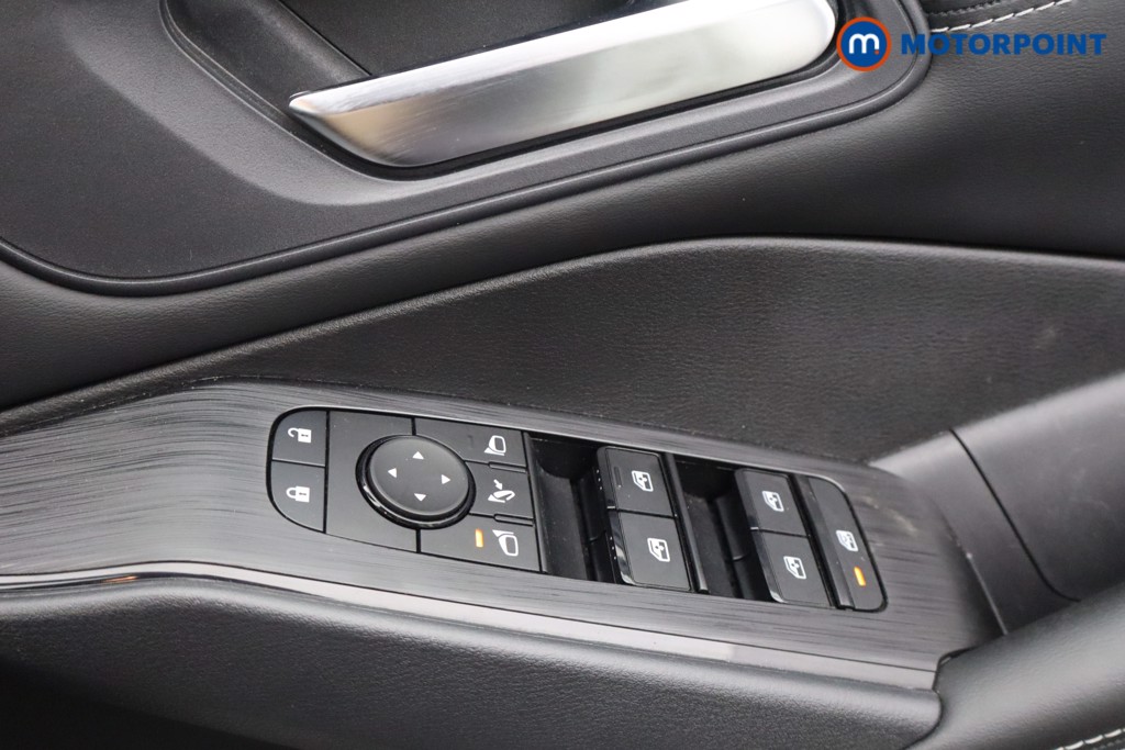 Nissan Qashqai Acenta Premium Manual Petrol SUV - Stock Number (1666478) - 14th supplementary image