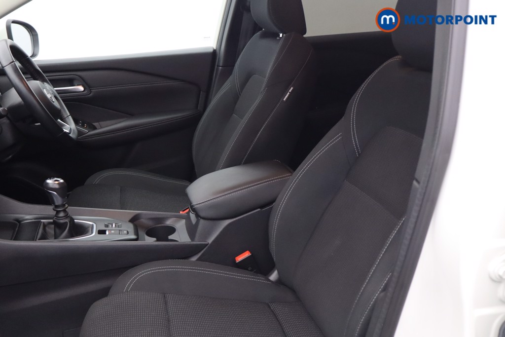 Nissan Qashqai Acenta Premium Manual Petrol SUV - Stock Number (1666478) - 19th supplementary image