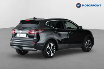 Nissan Qashqai N-Connecta Manual Petrol SUV - Stock Number (1666640) - Drivers side rear corner
