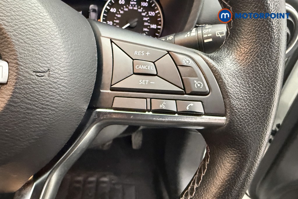 Nissan Juke N-Connecta Automatic Petrol-Electric Hybrid SUV - Stock Number (1666951) - 3rd supplementary image