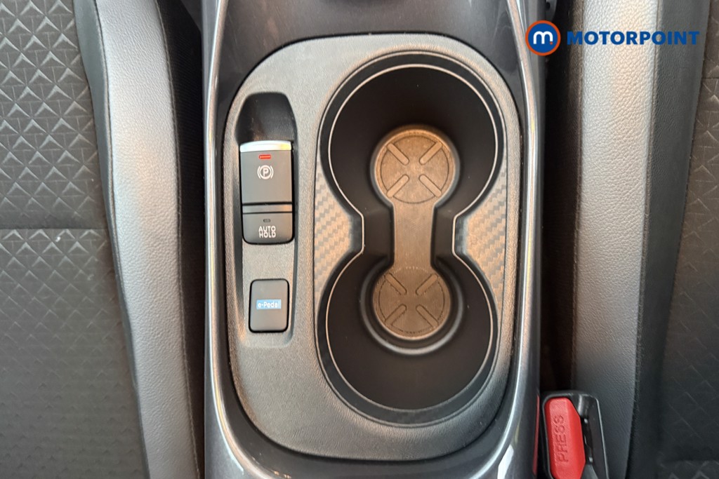 Nissan Juke N-Connecta Automatic Petrol-Electric Hybrid SUV - Stock Number (1666951) - 6th supplementary image