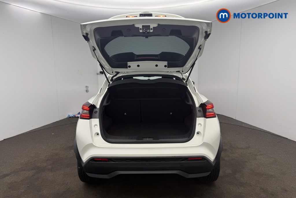 Nissan Juke N-Connecta Automatic Petrol-Electric Hybrid SUV - Stock Number (1666951) - 15th supplementary image