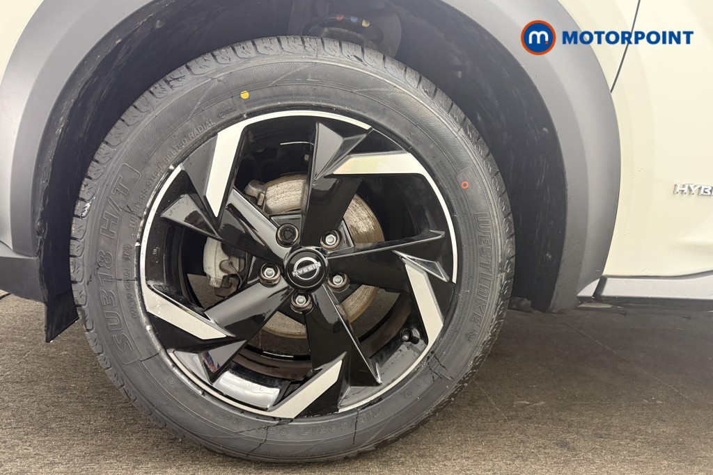 Nissan Juke N-Connecta Automatic Petrol-Electric Hybrid SUV - Stock Number (1666951) - 18th supplementary image