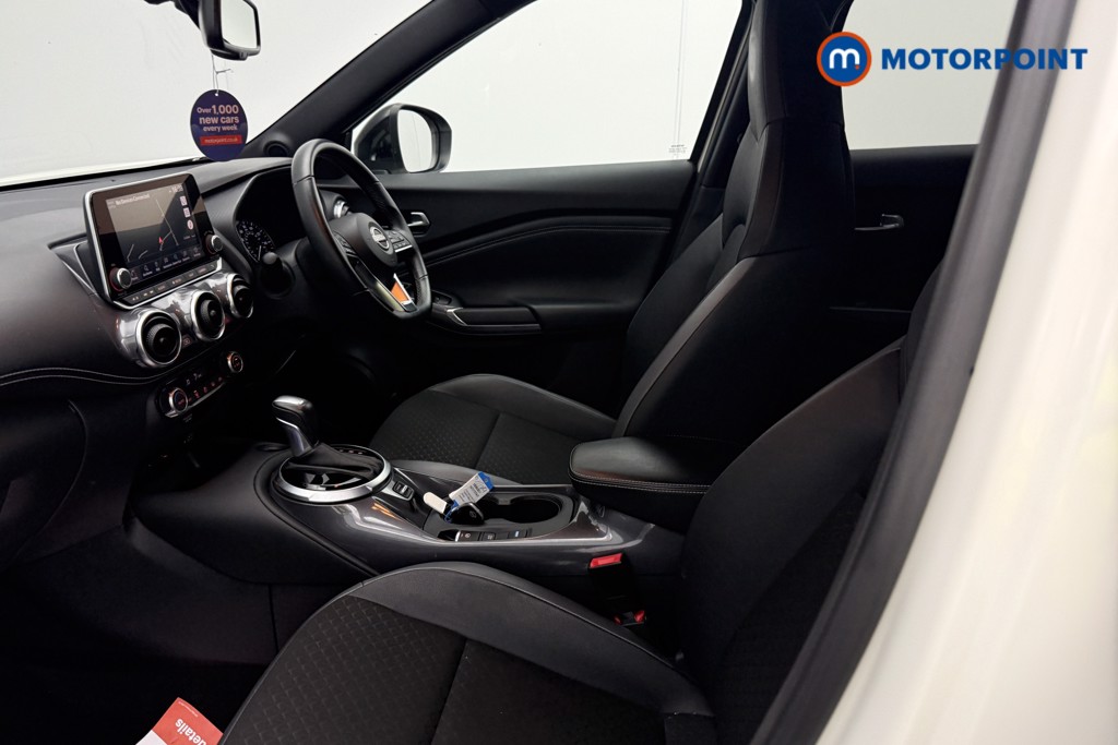Nissan Juke N-Connecta Automatic Petrol-Electric Hybrid SUV - Stock Number (1666951) - 26th supplementary image