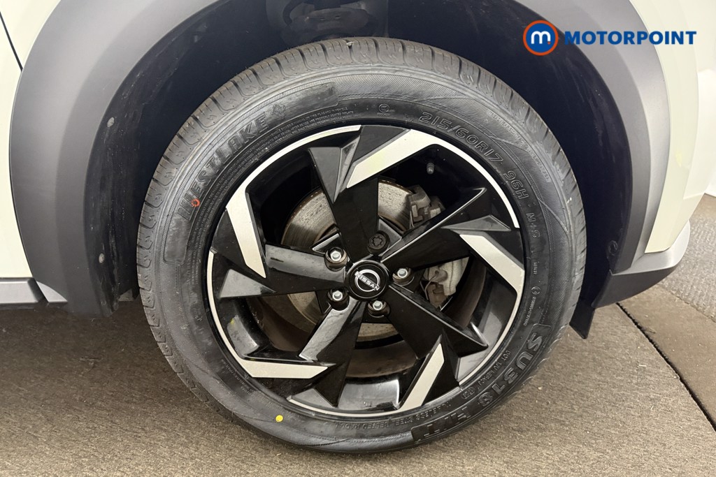 Nissan Juke N-Connecta Automatic Petrol-Electric Hybrid SUV - Stock Number (1666951) - 31st supplementary image