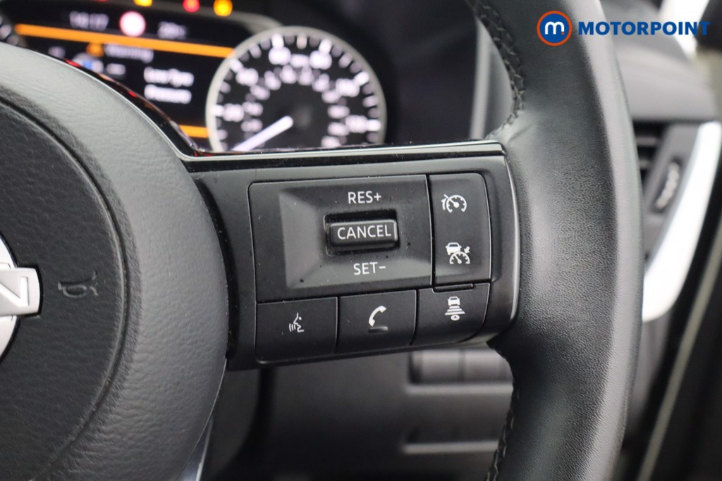 Nissan Qashqai Acenta Premium Manual Petrol SUV - Stock Number (1667073) - 5th supplementary image