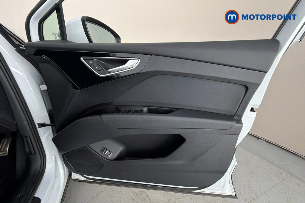 Audi Q4 S Line Automatic Electric SUV - Stock Number (1667353) - 19th supplementary image