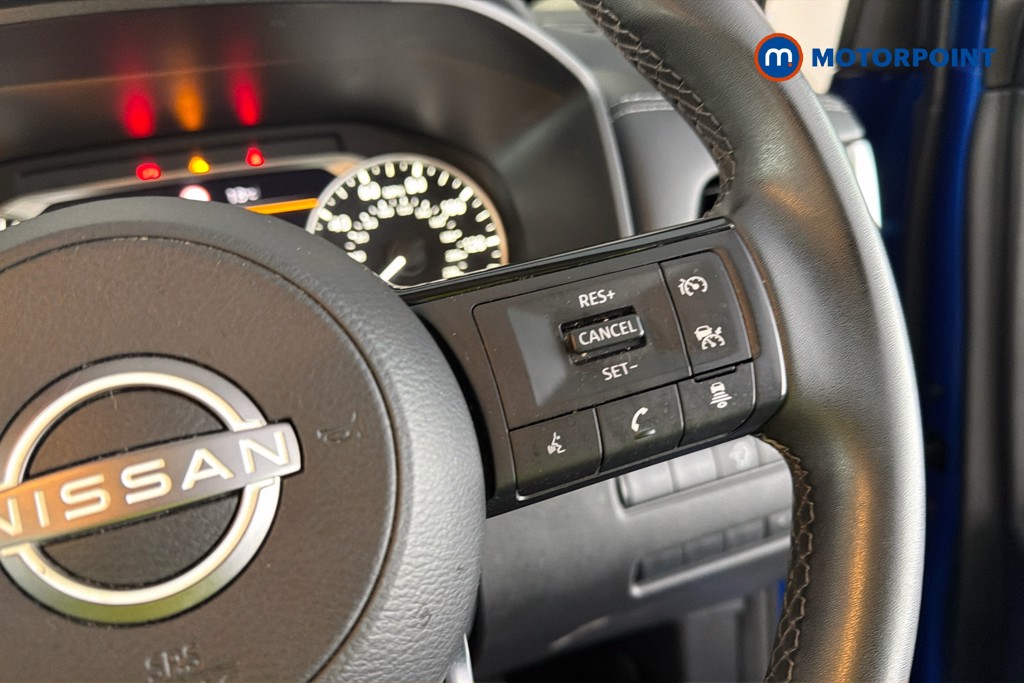 Nissan Qashqai Acenta Premium Manual Petrol SUV - Stock Number (1667422) - 4th supplementary image