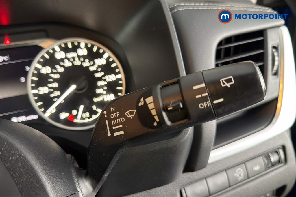 Nissan Qashqai Acenta Premium Manual Petrol SUV - Stock Number (1667422) - 7th supplementary image