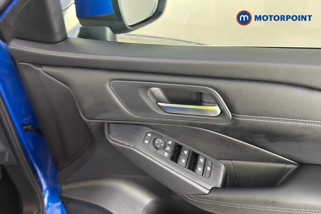 Nissan Qashqai Acenta Premium Manual Petrol SUV - Stock Number (1667422) - 42nd supplementary image