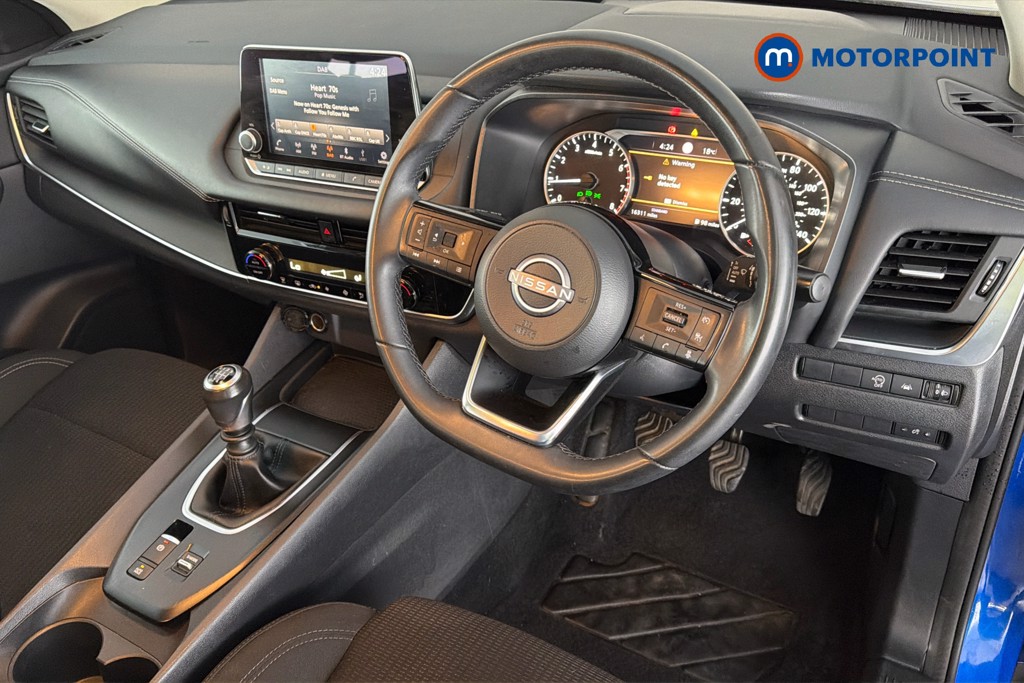 Nissan Qashqai Acenta Premium Manual Petrol SUV - Stock Number (1667422) - 1st supplementary image