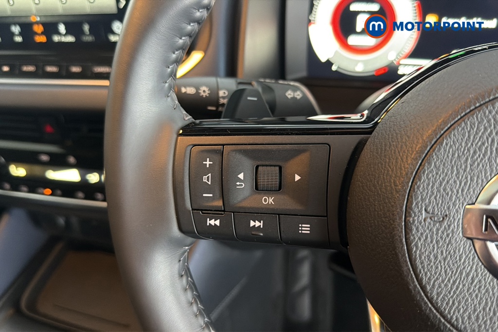 Nissan Qashqai Tekna-Plus Automatic Petrol SUV - Stock Number (1667556) - 4th supplementary image