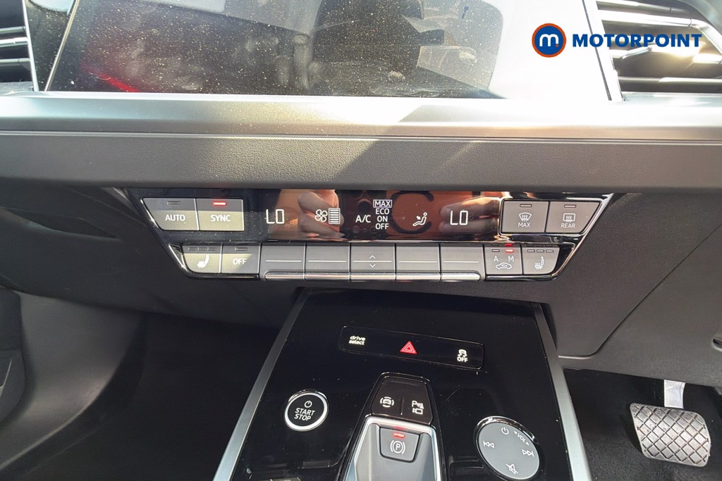Audi Q4 Sport Automatic Electric SUV - Stock Number (1667802) - 4th supplementary image
