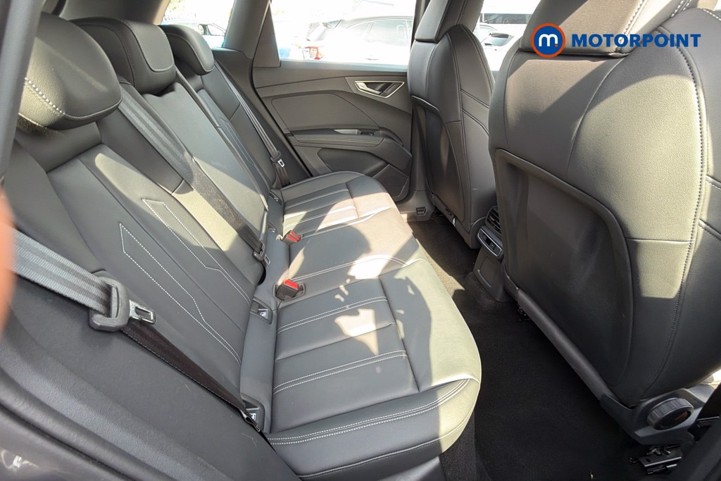 Audi Q4 Sport Automatic Electric SUV - Stock Number (1667802) - 12th supplementary image