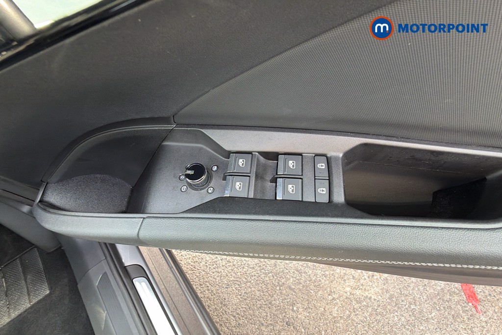 Audi Q4 Sport Automatic Electric SUV - Stock Number (1667802) - 21st supplementary image