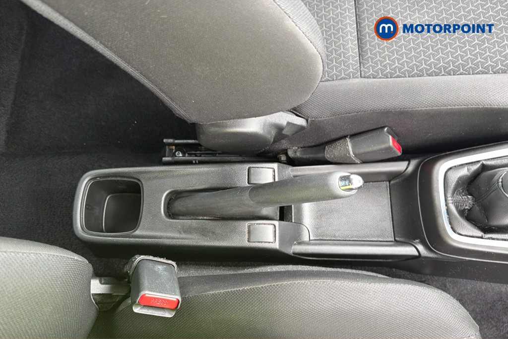 Suzuki Swift Attitude Manual Petrol Hatchback - Stock Number (1667858) - 8th supplementary image