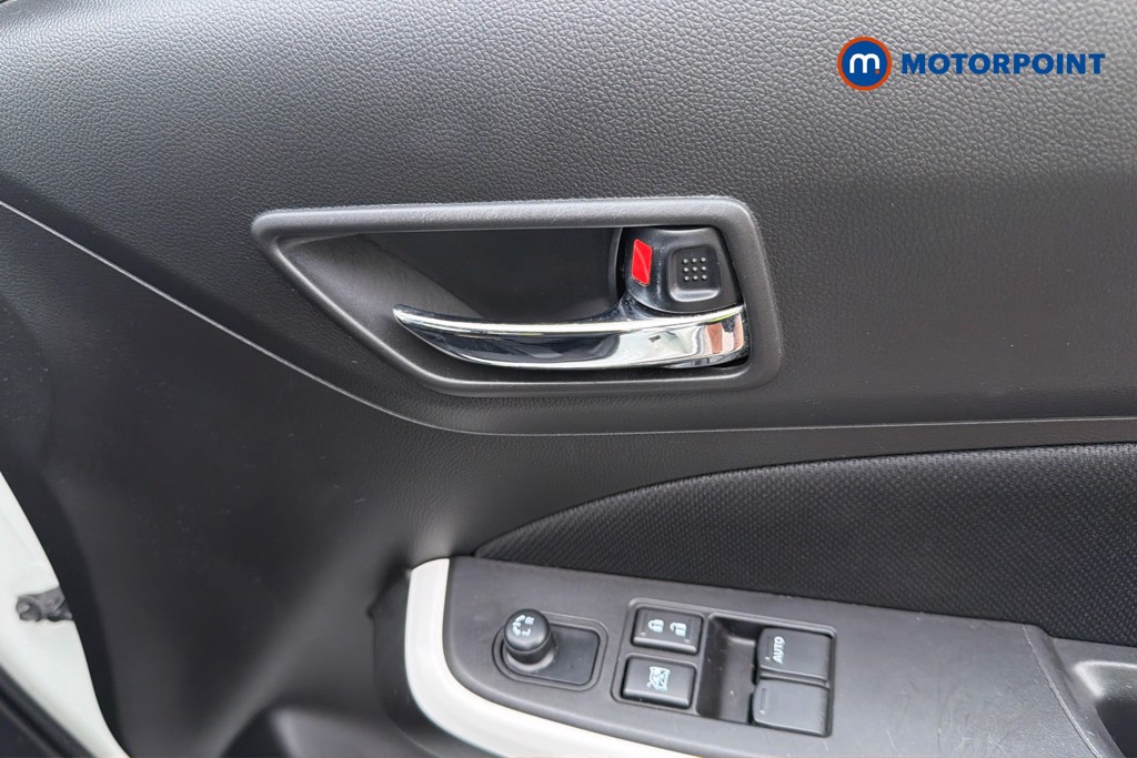 Suzuki Swift Attitude Manual Petrol Hatchback - Stock Number (1667858) - 19th supplementary image