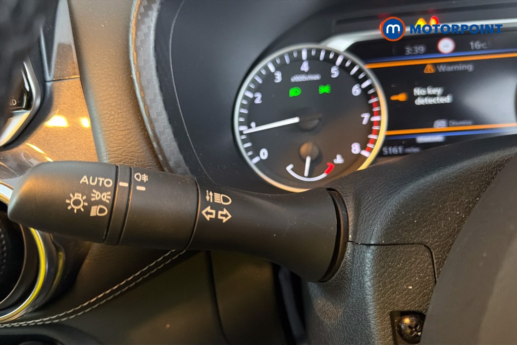 Nissan Juke N-Connecta Manual Petrol SUV - Stock Number (1668146) - 6th supplementary image