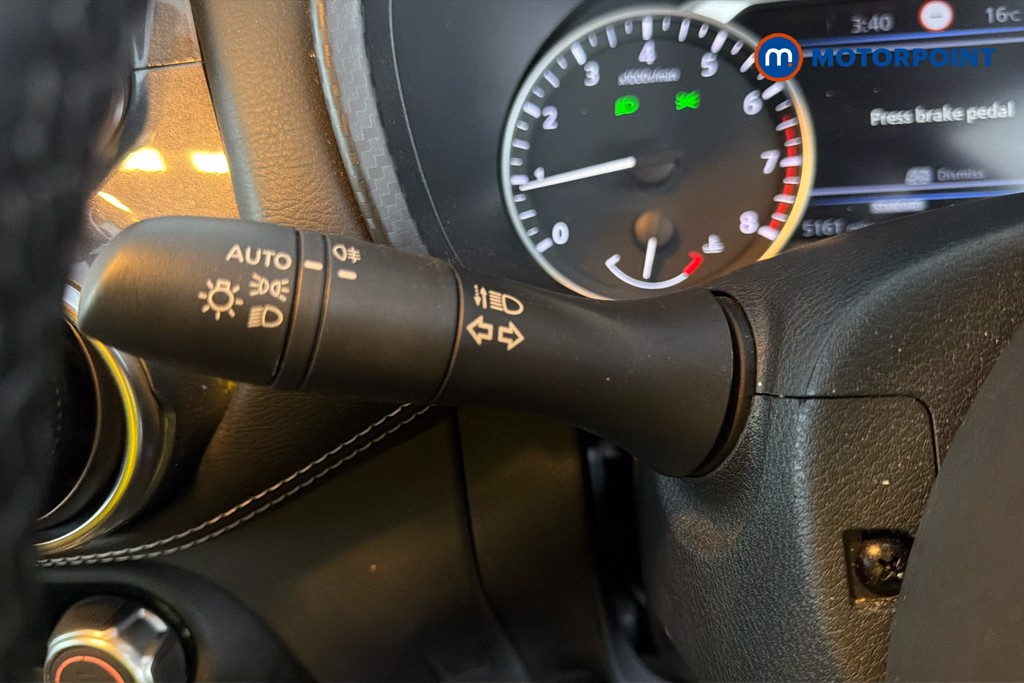 Nissan Juke N-Connecta Manual Petrol SUV - Stock Number (1668146) - 18th supplementary image