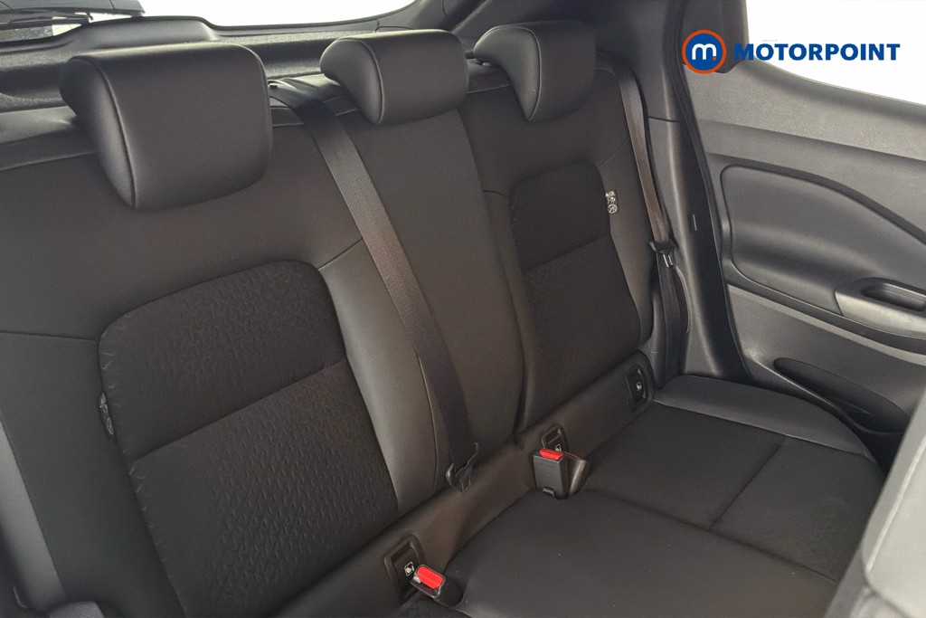 Nissan Juke N-Connecta Manual Petrol SUV - Stock Number (1668146) - 28th supplementary image