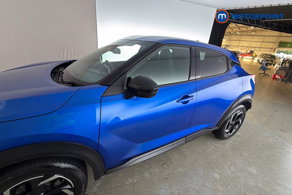Nissan Juke N-Connecta Manual Petrol SUV - Stock Number (1668146) - 43rd supplementary image