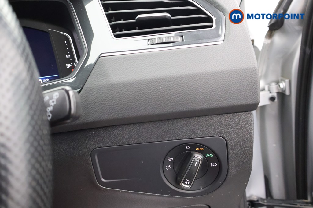 Volkswagen Tiguan R-Line Automatic Petrol SUV - Stock Number (1668242) - 7th supplementary image