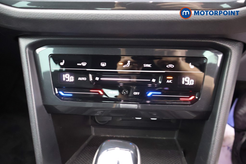 Volkswagen Tiguan R-Line Automatic Petrol SUV - Stock Number (1668242) - 9th supplementary image