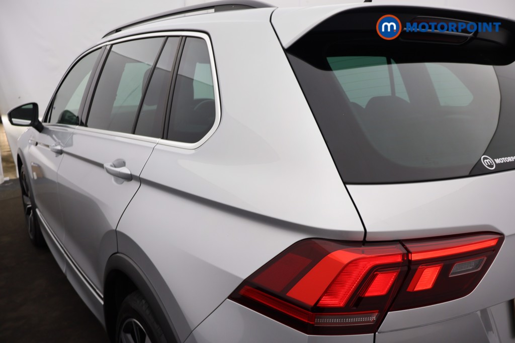 Volkswagen Tiguan R-Line Automatic Petrol SUV - Stock Number (1668242) - 29th supplementary image