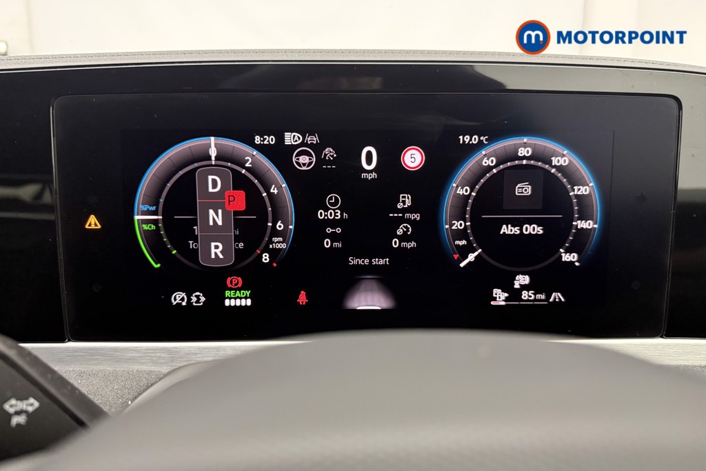 Volkswagen Passat R-Line Automatic Petrol Plug-In Hybrid Estate - Stock Number (1668358) - 6th supplementary image
